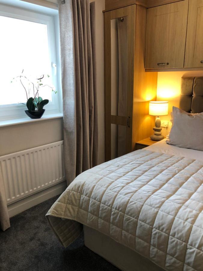 Westlea Guest House Алнмут Экстерьер фото